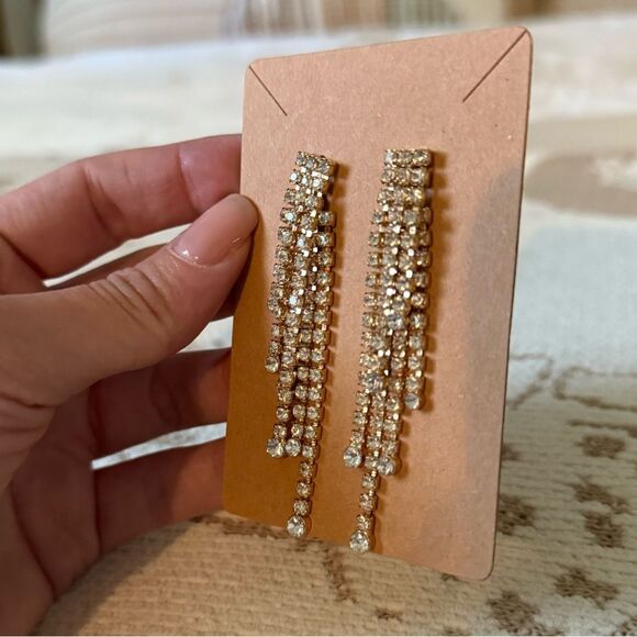 Macys | Elegant Silver Crystal Drop Earrings - Picture 1 of 5